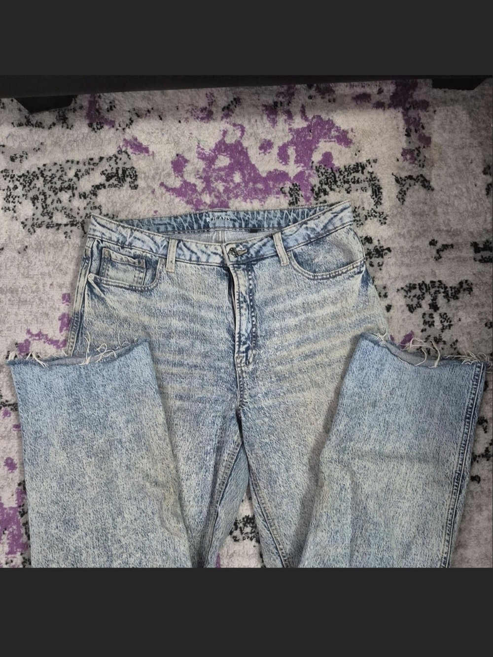 Light Wash High-Rise Straight Leg Jeans